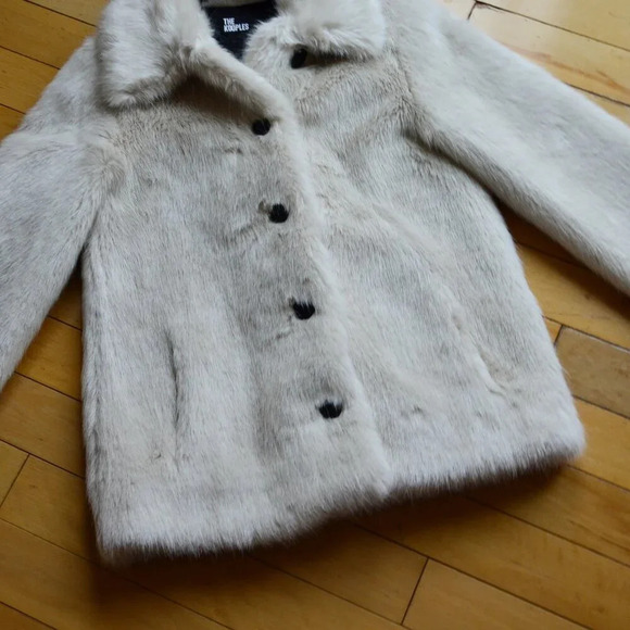 The Kooples White faux fur coat Size 1 - Picture 3 of 12